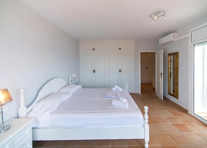 Вилла Welcs 280 Emp En Piscina Panoramica